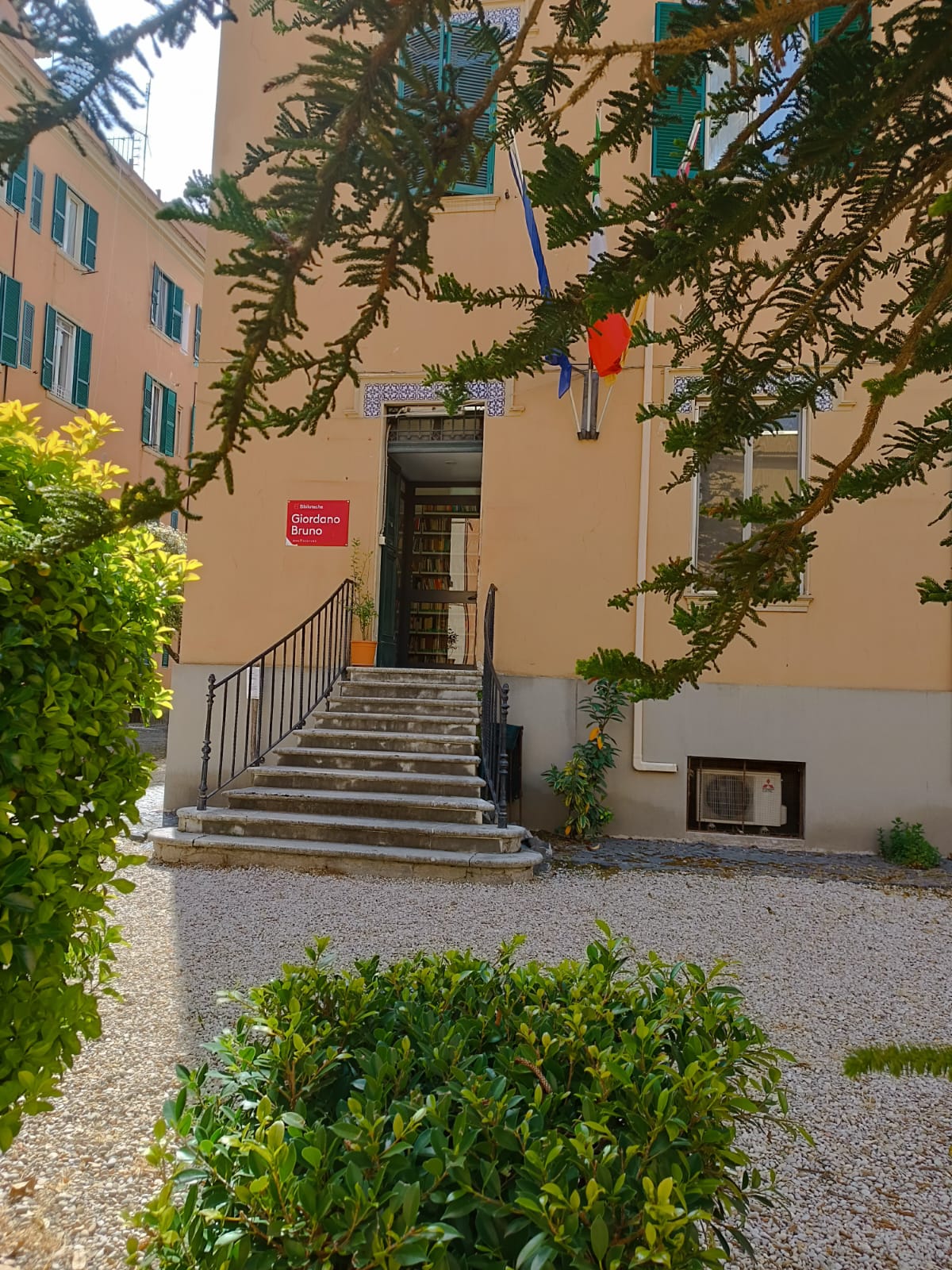 Biblioteca Giordano Bruno